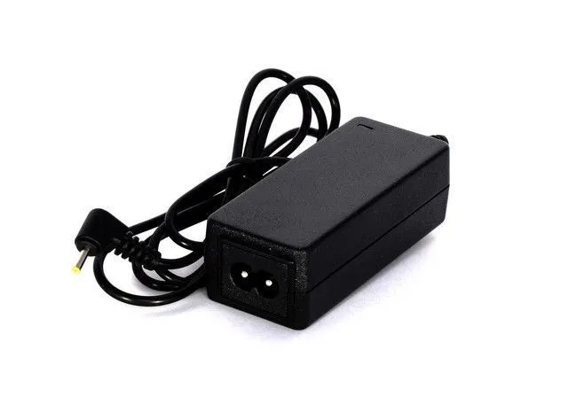 Блок питания Pitatel ADB-002 для электронных книг (12V 2A (2.5x0.7))